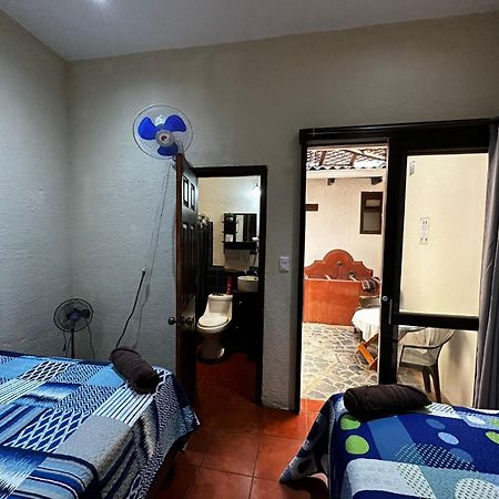 El Aventurero Hotell Antigua Eksteriør bilde