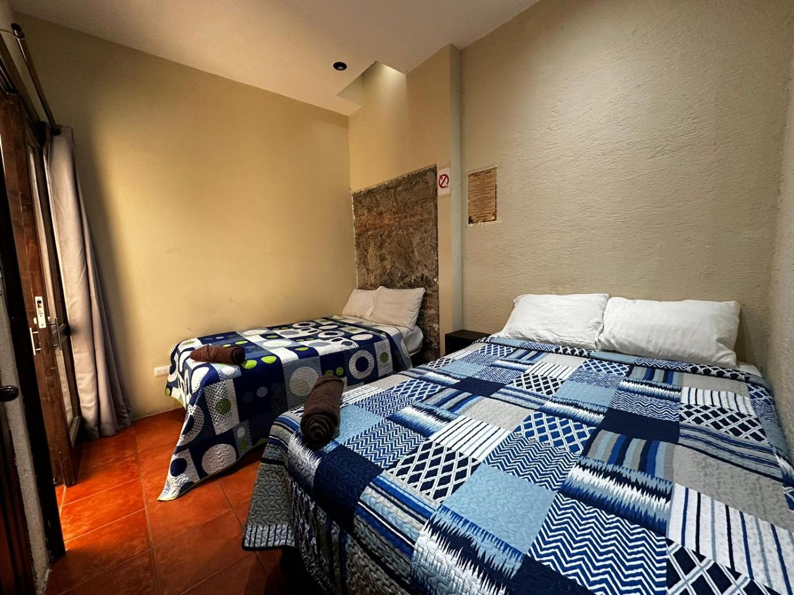 El Aventurero Hotell Antigua Eksteriør bilde